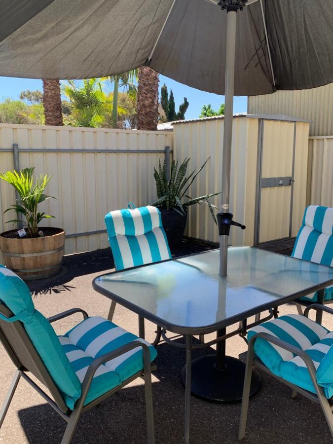 Sunshine Four Apartment Salisbury Luaran gambar